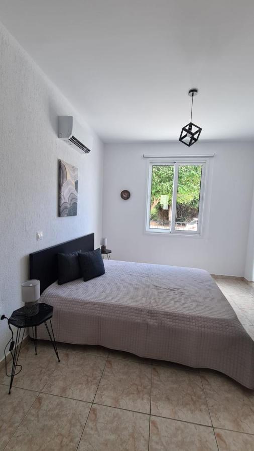 Laertis Apartments - By Imh Travel & Tours Paphos Extérieur photo