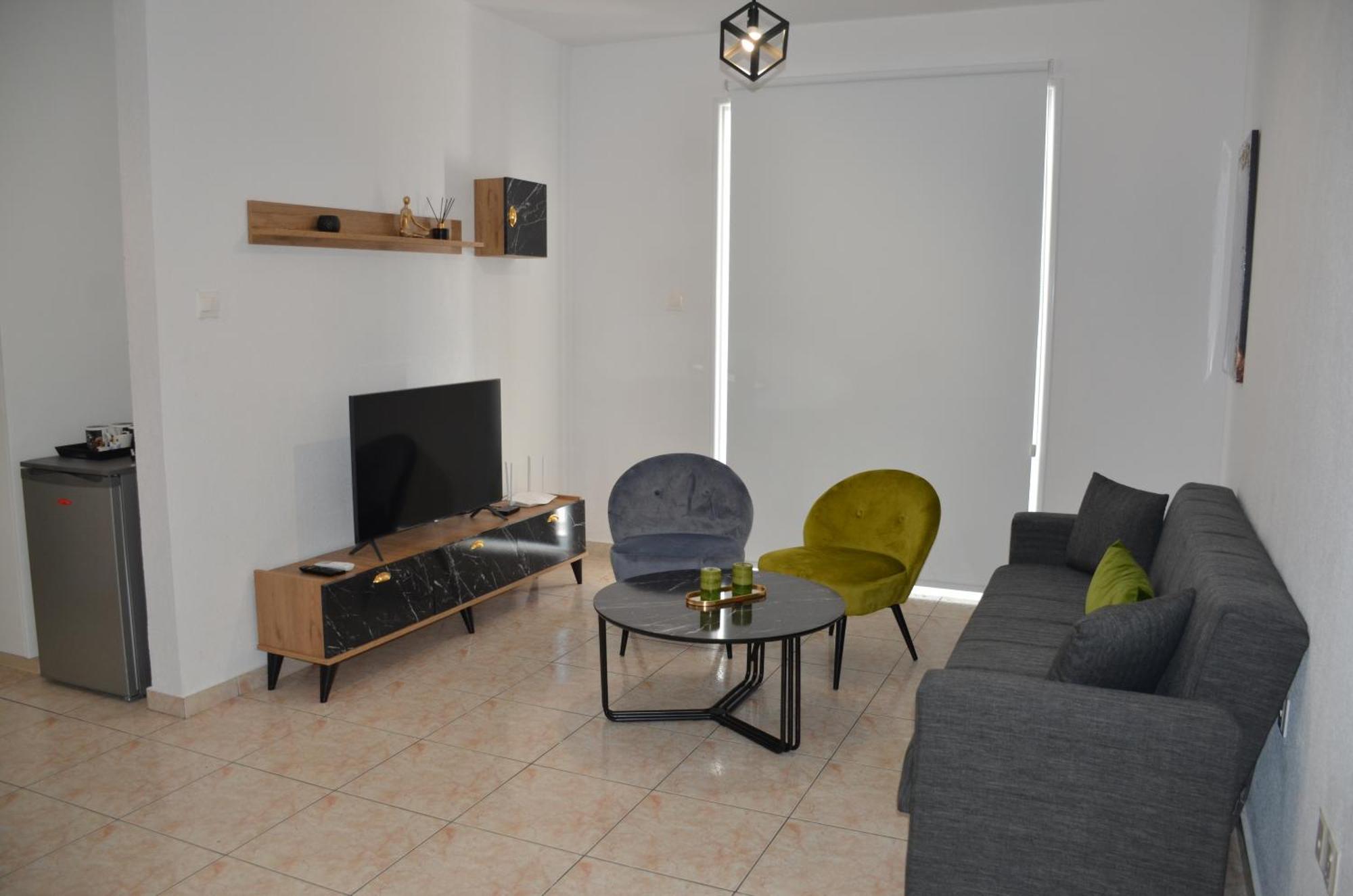 Laertis Apartments - By Imh Travel & Tours Paphos Extérieur photo